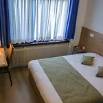 Hotel Dordrecht Отель Дордрехт