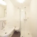 호텔 Hotel Dordrecht 3*